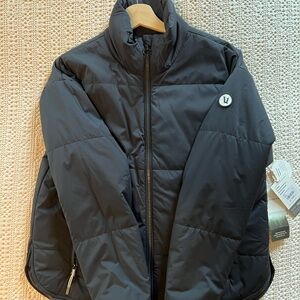 NWT Vuori Women’s Canyon Insulated Jacket size XS in black